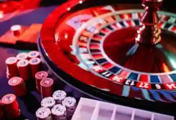 33 APK Philippines sports betting and casino gaming overview